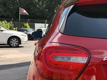 MERCEDES-BENZ A CLASS 1.6 A180 Sport Hatchback 5dr Petrol 7G-DCT Euro 6 (s/s) (122 ps)