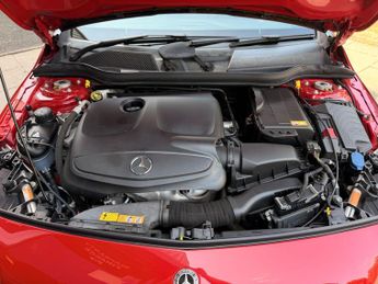 MERCEDES-BENZ A CLASS 1.6 A180 Sport Hatchback 5dr Petrol 7G-DCT Euro 6 (s/s) (122 ps)