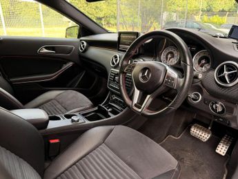 MERCEDES-BENZ A CLASS 1.6 A180 BlueEfficiency Sport 7G-DCT Euro 6 (s/s) 5dr