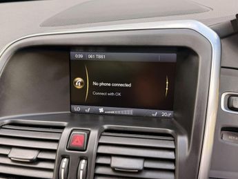 VOLVO XC60 2.0 T5 SE Lux Nav SUV 5dr Petrol Auto Euro 6 (s/s) (245 ps)