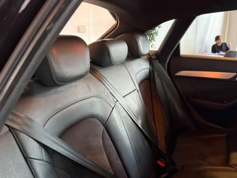 AUDI Q3 2.0 TDI S line Plus