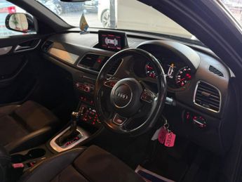 AUDI Q3 2.0 TDI S line Plus