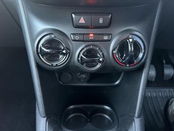 PEUGEOT 208 1.2 PureTech Allure