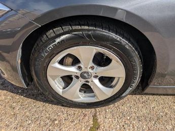 BMW 3 SERIES 2.0 318d Sport Euro 5 (s/s) 4dr