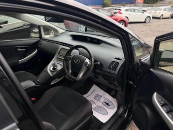 TOYOTA PRIUS 1.8 Active Hybrid Automatic Euro 5 5dr