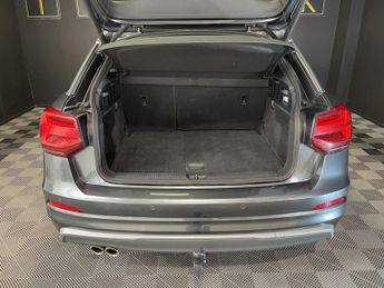 AUDI Q2 1.5 TFSI CoD 35 S line