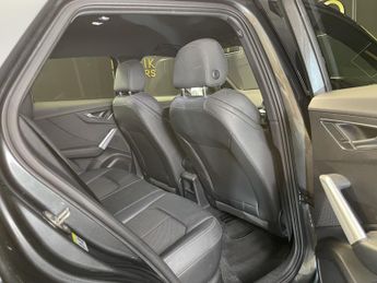 AUDI Q2 1.5 TFSI CoD 35 S line