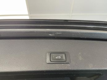 AUDI Q2 1.5 TFSI CoD 35 S line