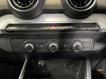 AUDI Q2 1.5 TFSI CoD 35 S line