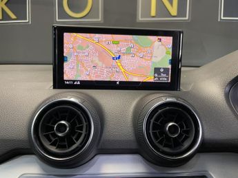 AUDI Q2 1.5 TFSI CoD 35 S line