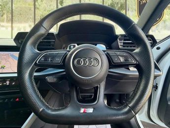 AUDI A3 1.5 TFSI 35 S line S Tronic Euro 6 (s/s) 4dr