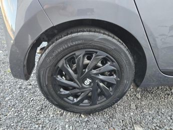 HYUNDAI I10 1.0 SE (66 bhp)