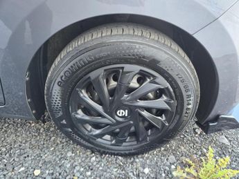 HYUNDAI I10 1.0 SE (66 bhp)
