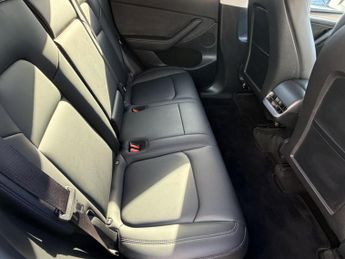 TESLA MODEL Y (Dual Motor) Long Range