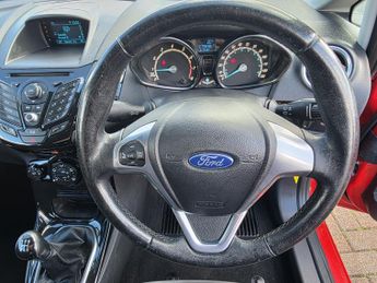 FORD FIESTA 1.3 Zetec