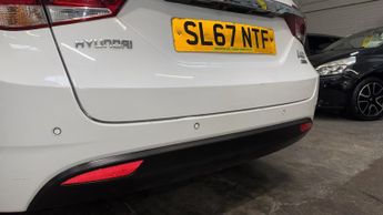 HYUNDAI I40 1.7 I40 TR PREM 1.7 141PS BD MY17 Diesel White Estate 5dr SATNAV