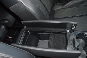 PEUGEOT 5008 1.5 BlueHDi GT Line