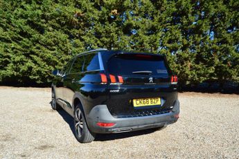 PEUGEOT 5008 1.5 BlueHDi GT Line