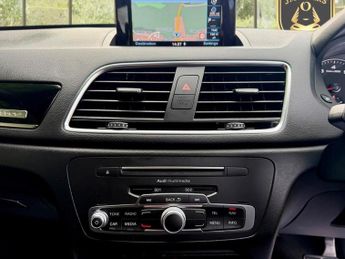 AUDI Q3 2.0 TFSI Black Edition S Tronic quattro Euro 6 (s/s) 5dr