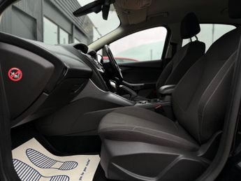 FORD FOCUS 1.6 Titanium Navigator