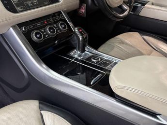 LAND ROVER RANGE ROVER SPORT 3.0 SD V6 Autobiography Dynamic