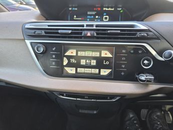 CITROEN GRAND C4 PICASSO 1.6 BlueHDi Exclusive+