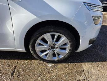 CITROEN GRAND C4 PICASSO 1.6 BlueHDi Exclusive+