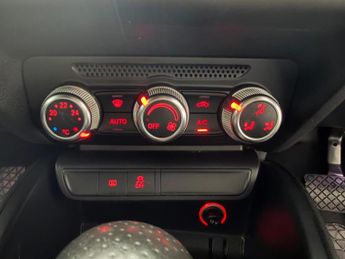 AUDI A1 1.4 TFSI Black Edition S Tronic Euro 5 3dr
