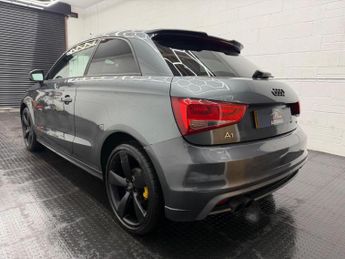 AUDI A1 1.4 TFSI Black Edition S Tronic Euro 5 3dr