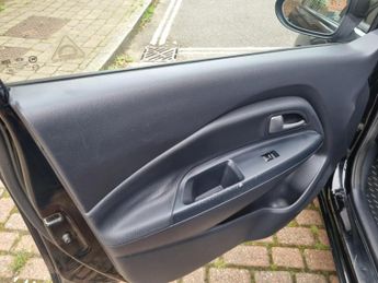 KIA RIO 1.3 VR7