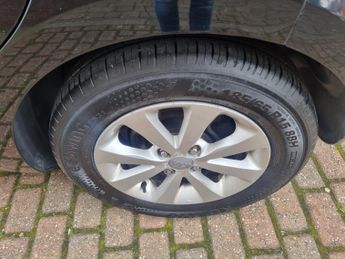 KIA RIO 1.3 VR7