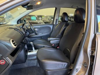 NISSAN NOTE 1.6 16V Tekna