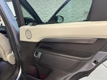 LAND ROVER DISCOVERY 2.0 SD4 HSE Luxury