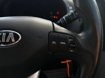 KIA SPORTAGE 1.6 GDi EcoDynamics 1 2WD Euro 6 (s/s) 5dr