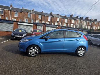 FORD FIESTA 1.4 Style +