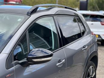 PEUGEOT 2008 1.2 PureTech GT Line
