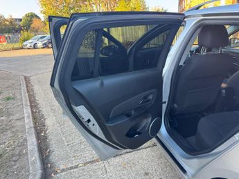 CHEVROLET CRUZE 1.8 LT