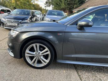 AUDI A3 1.5 TFSI CoD 35 S line