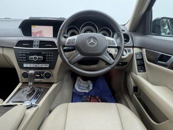 MERCEDES-BENZ C CLASS 1.8 C180 BlueEfficiency Elegance Edition 125