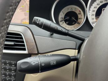 MERCEDES-BENZ C CLASS 1.8 C180 BlueEfficiency Elegance Edition 125