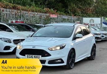 Ford Focus 2.0T EcoBoost ST-3 Euro 6 (s/s) 5dr