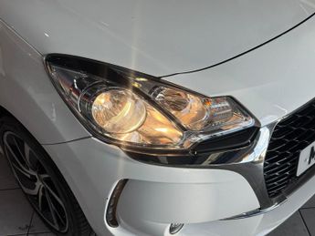 DS AUTOMOBILES DS 3 1.2 PureTech Connected Chic