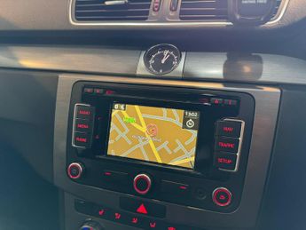 VOLKSWAGEN UP! 1.0 High up!