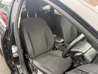 FORD FOCUS 1.6 TDCi Zetec Euro 5 (s/s) 5dr