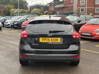 FORD FOCUS 1.6 TDCi Zetec Euro 5 (s/s) 5dr