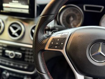 MERCEDES-BENZ CLA 2.1 CLA220 CDI AMG Sport