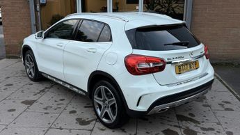 MERCEDES-BENZ GLA 2.1 GLA220d AMG Line