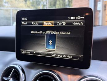 MERCEDES-BENZ GLA 2.1 GLA220d AMG Line