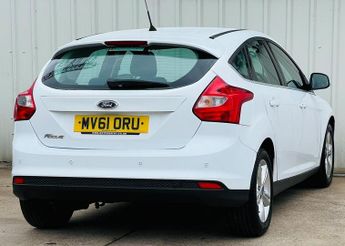 FORD FOCUS 1.6 Zetec Euro 5 5dr