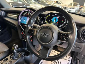 MINI ELECTRIC HATCH Cooper SE 32.6kWh Level 2 Auto 3dr